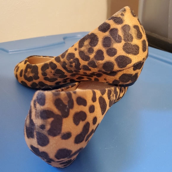 Cheetah print flats - Picture 4 of 5